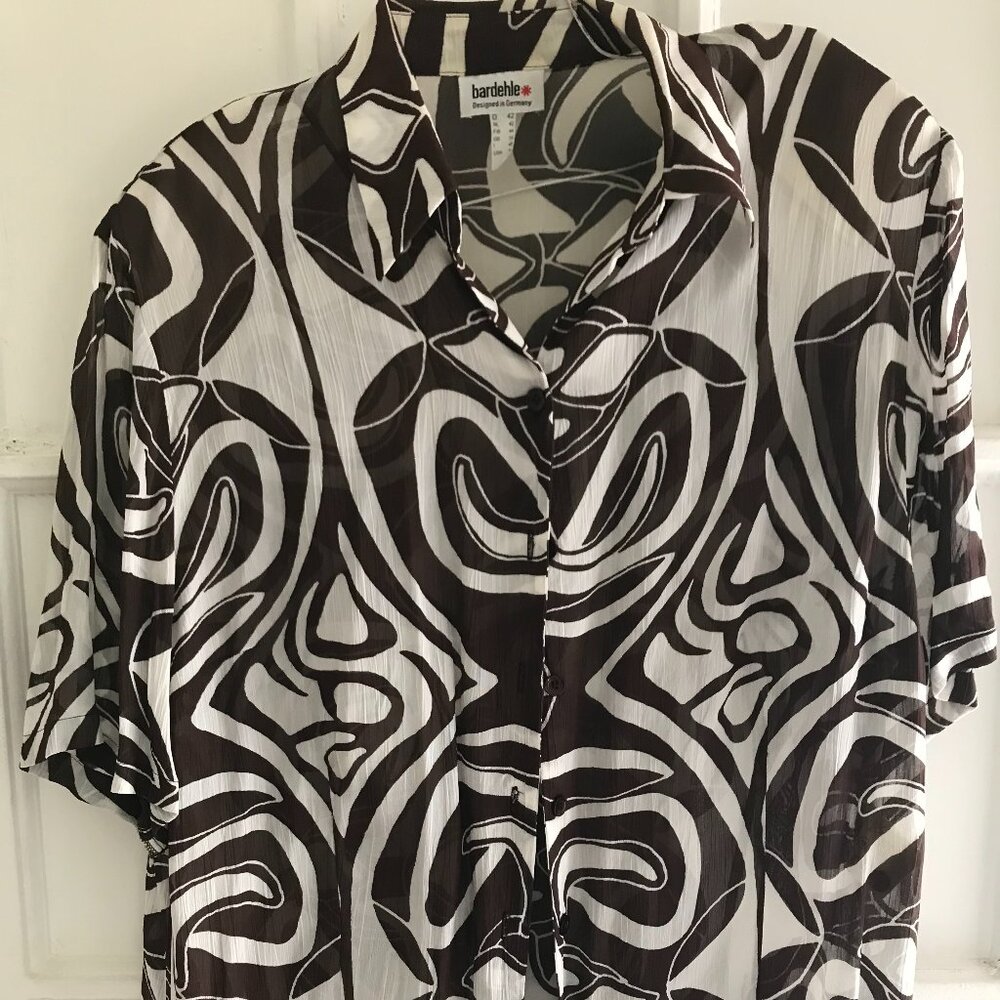 Bardehle Germany women blouse short sleeves, padded